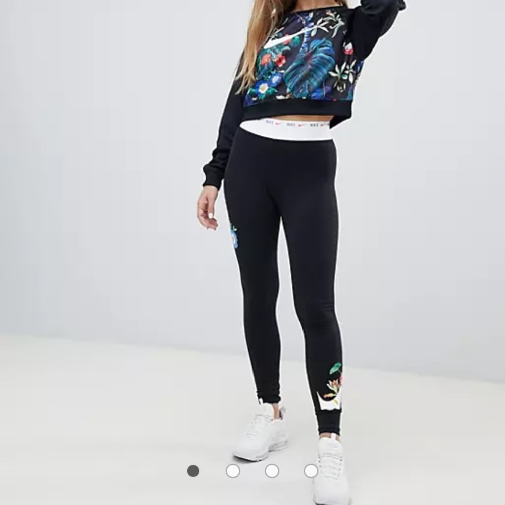Nike hyperfemme leggings